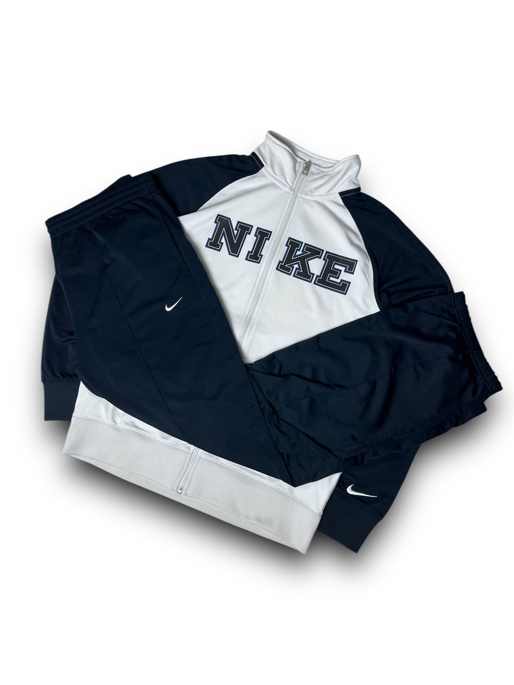 Nike Tracksuit (M)