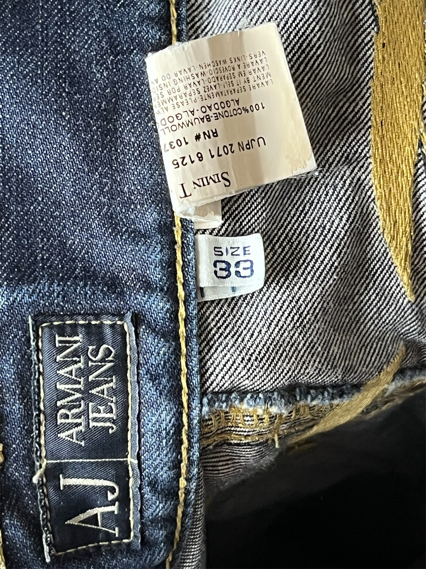 Armani Jeans (M)